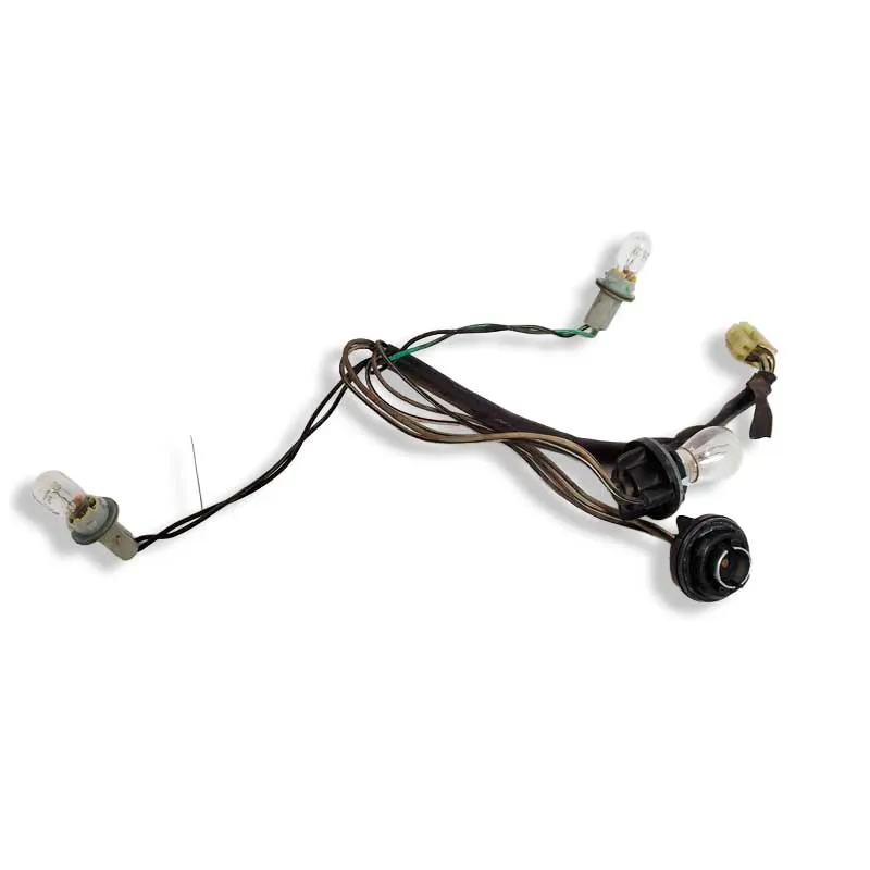 [936] Cableado piloto trasero