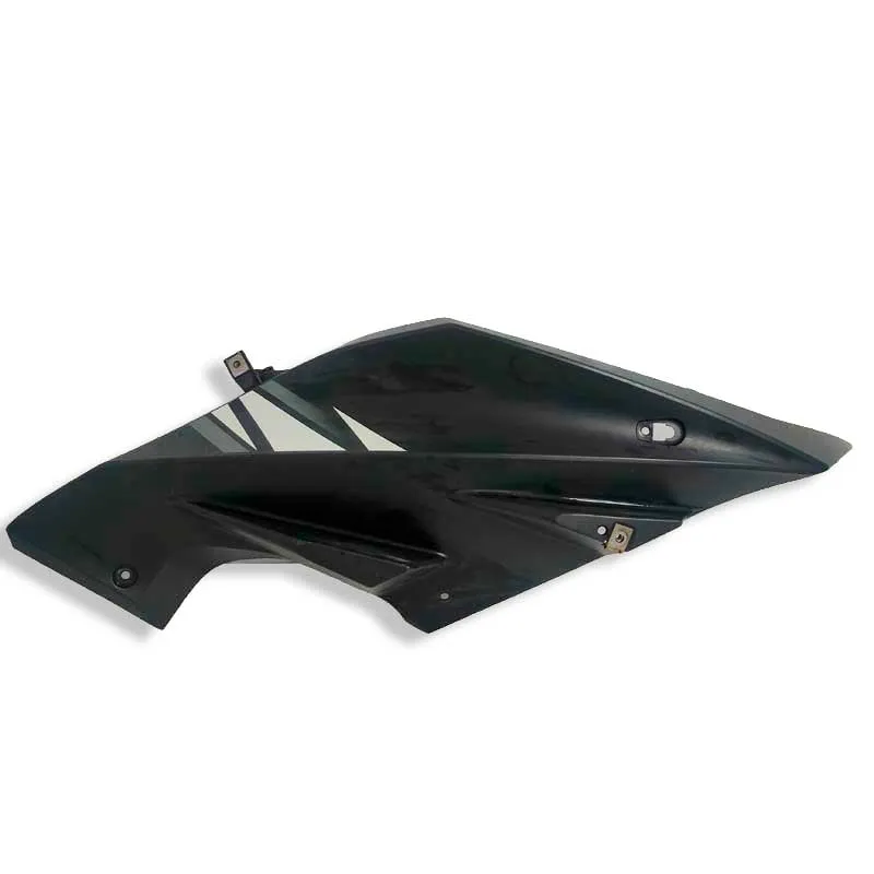 [396] Tapa lateral delantera derecha NEGRA
