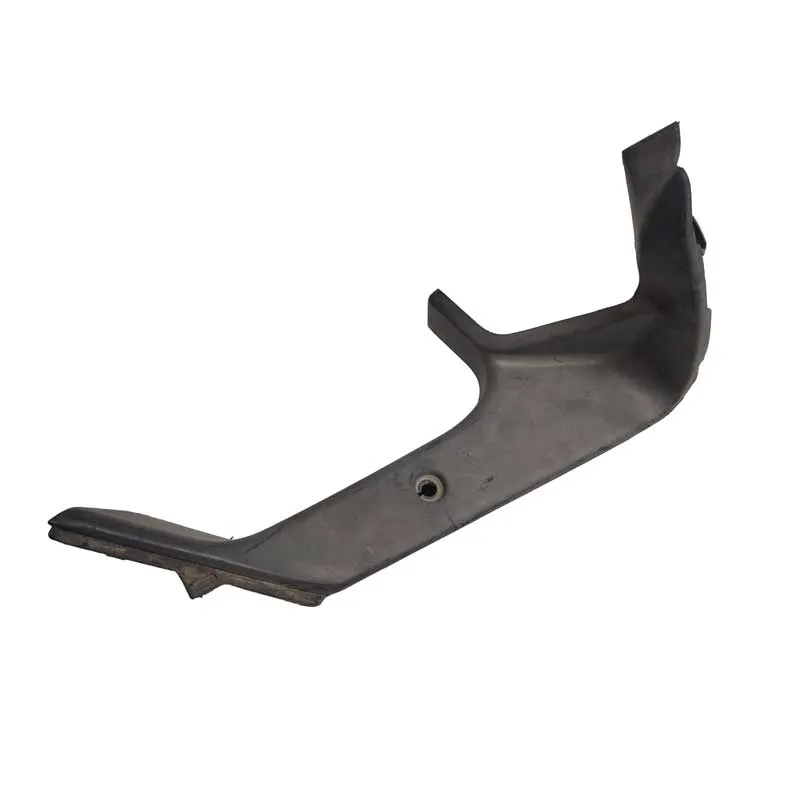 [8134] Tapa interior delantera derecha