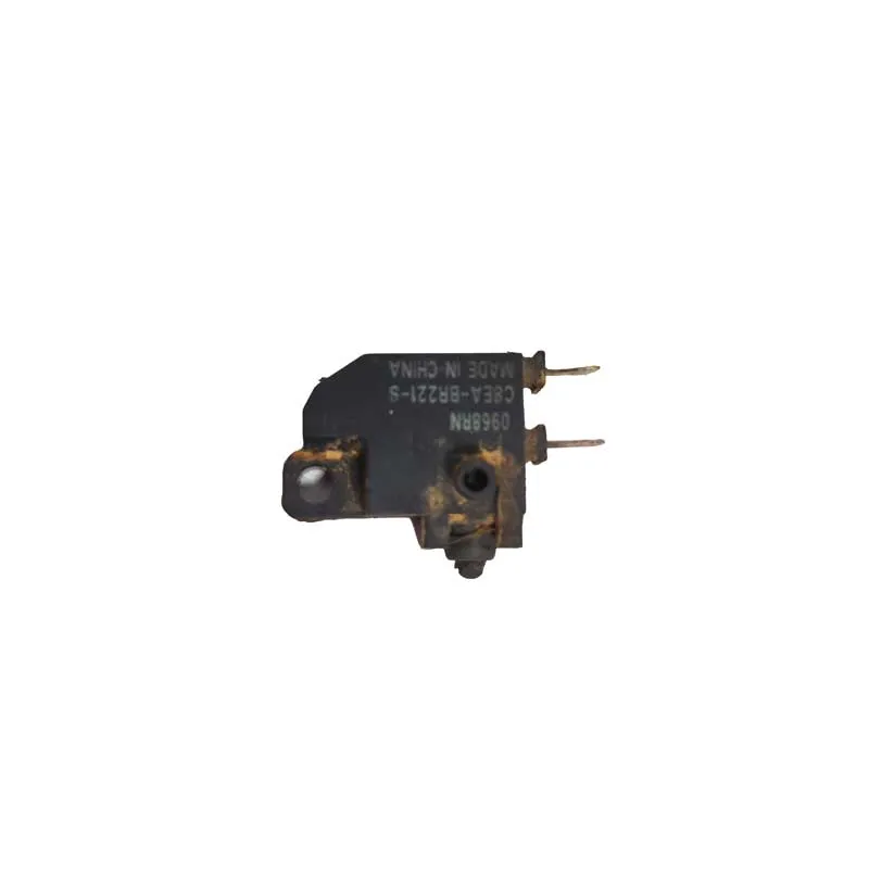 [8140] Sensor de freno delantero