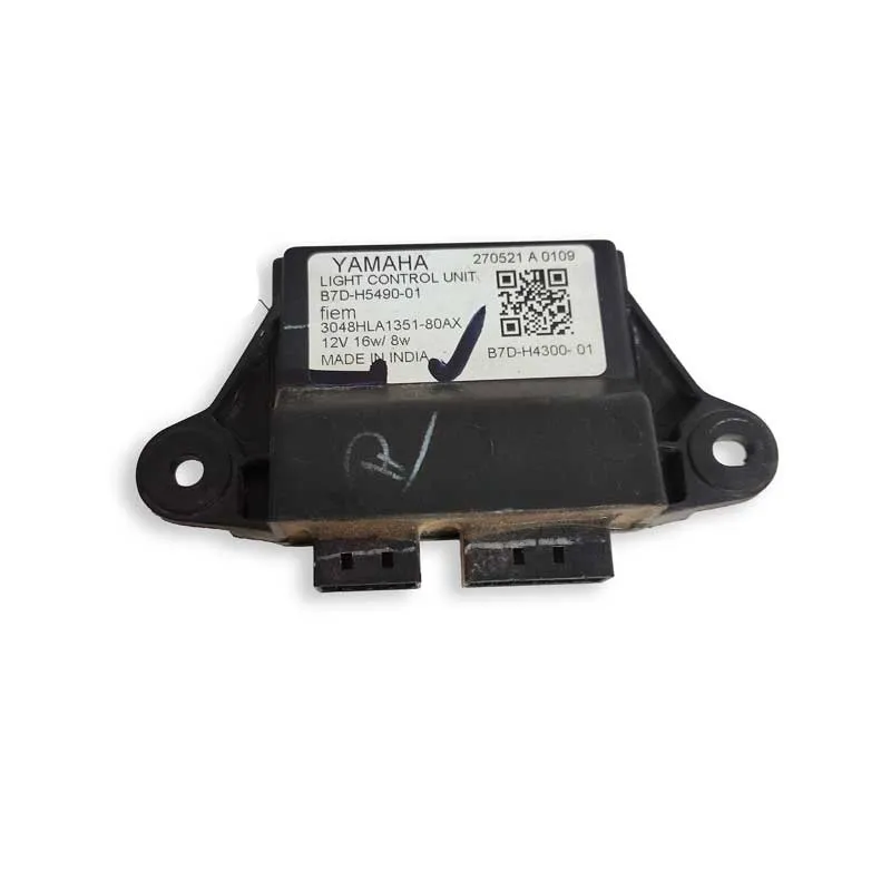 [8313] Unidad de control de luces