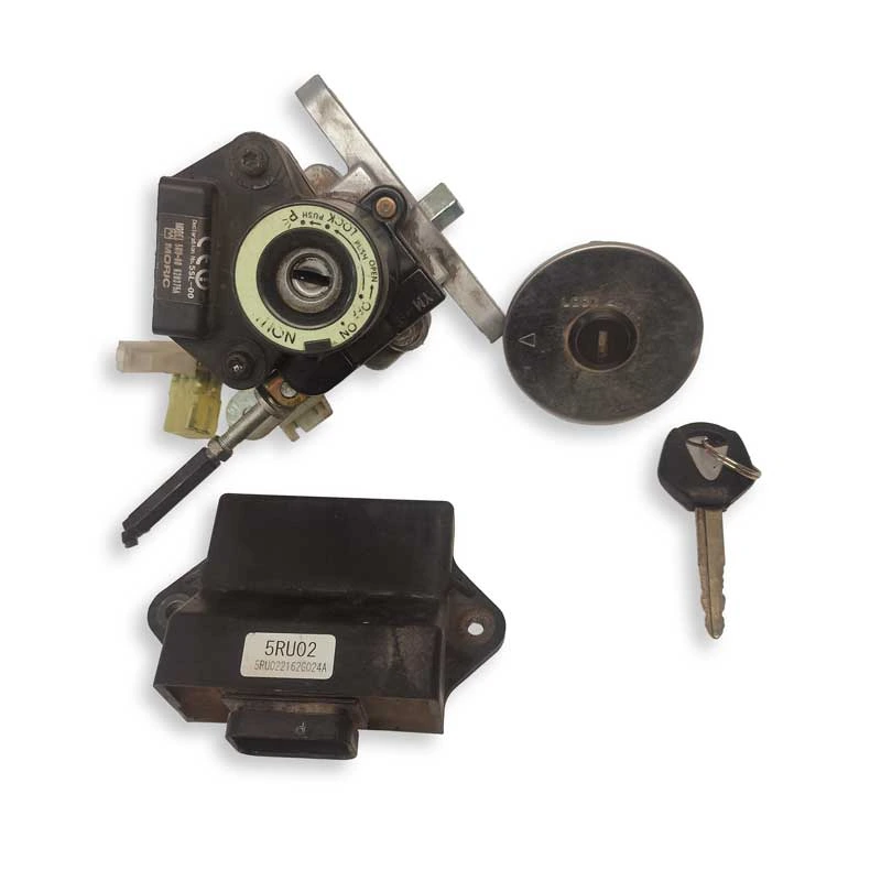 [8902] Clausor completo