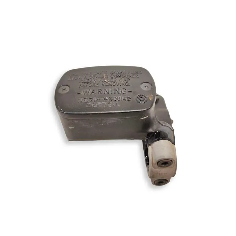 [9065] Bomba de freno delantero