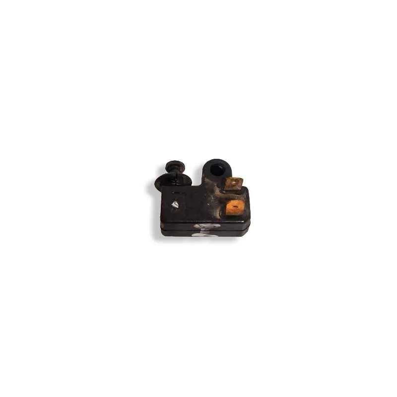 [2904] Sensor de freno trasero